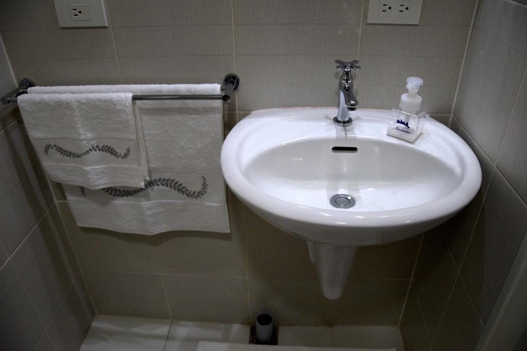 Jazz Makati Luxury Apartment Manila Eksteriør billede